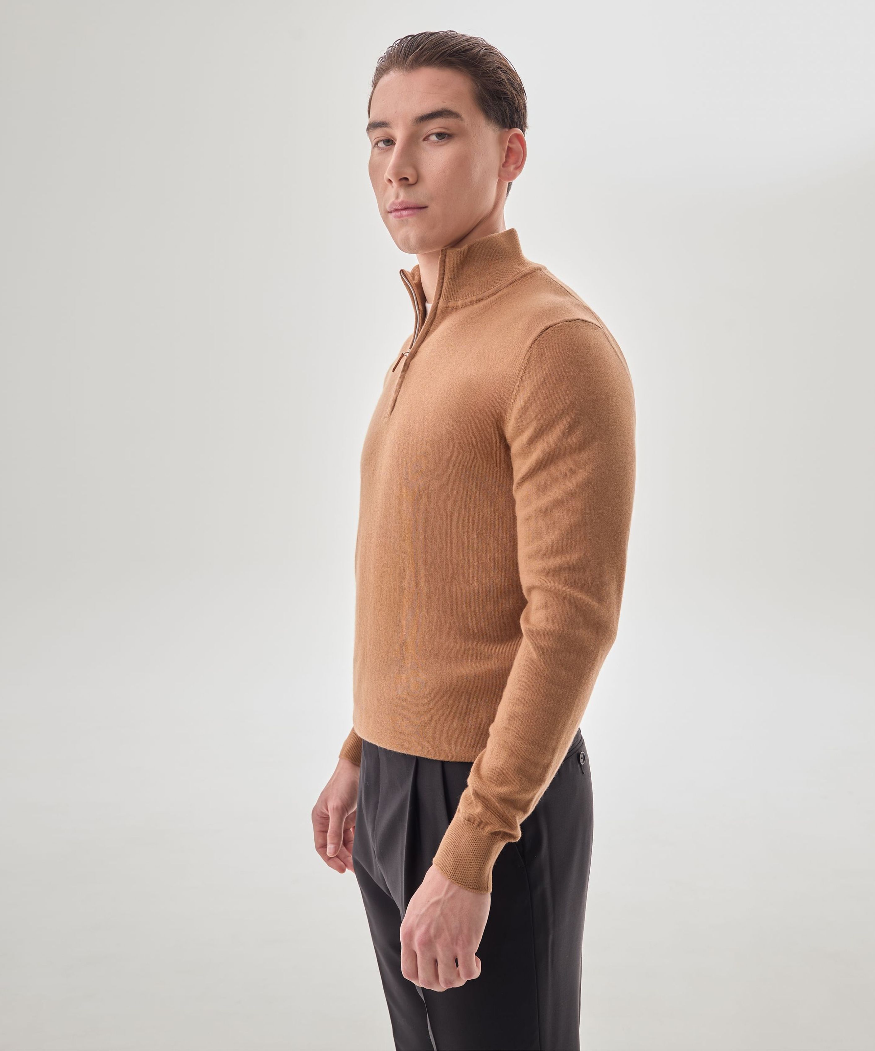 Кофта на замке