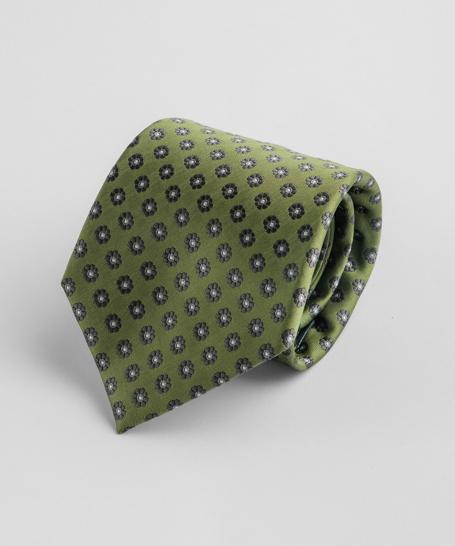 Галстук в хвойном оттенке