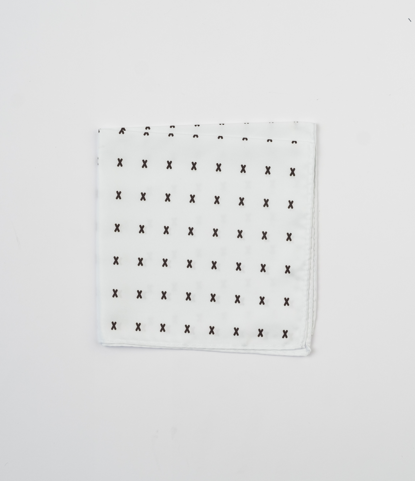 Белый карманный платок с узором