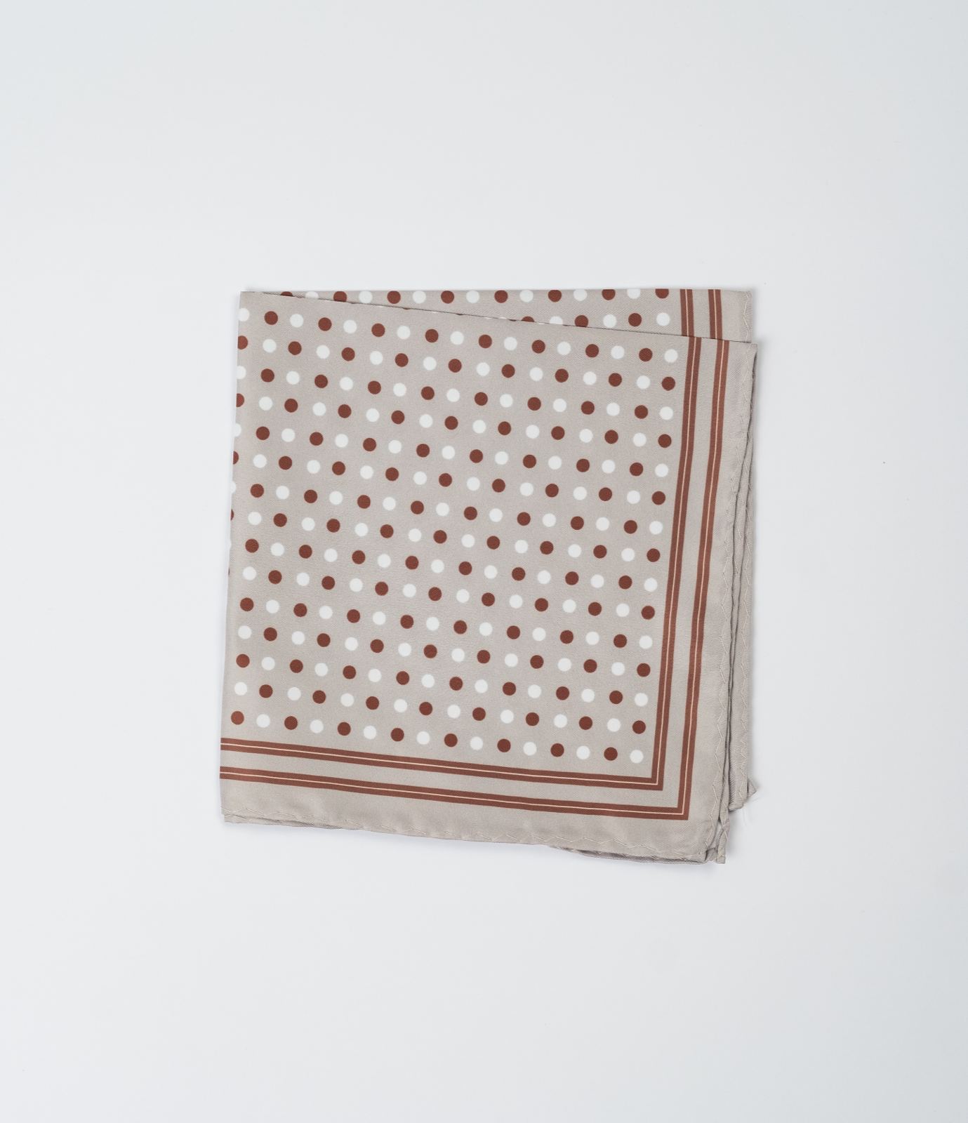 Платок-паше в бежевых оттенках