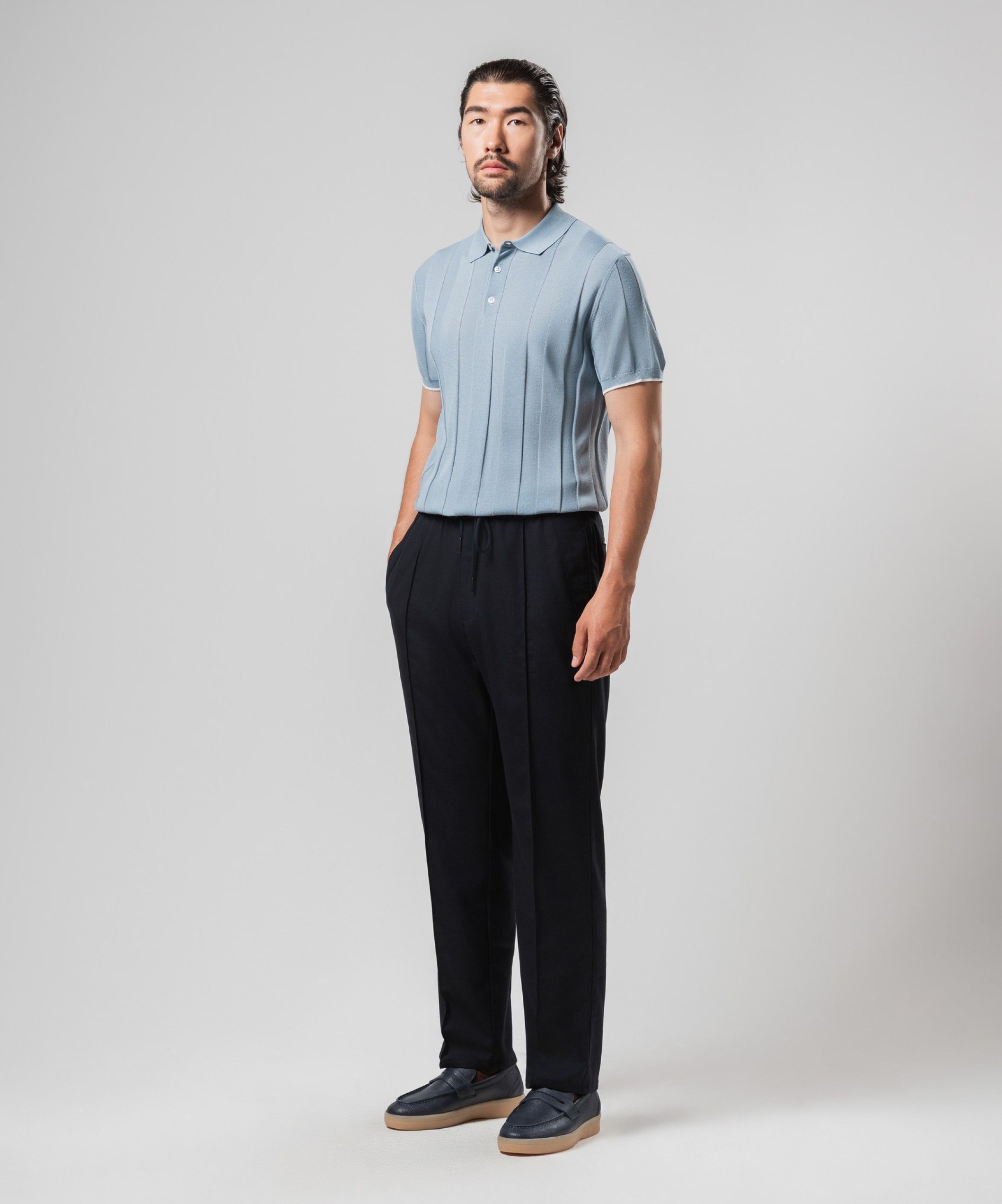 Брюки на шнуровке тёмно-синего цвета