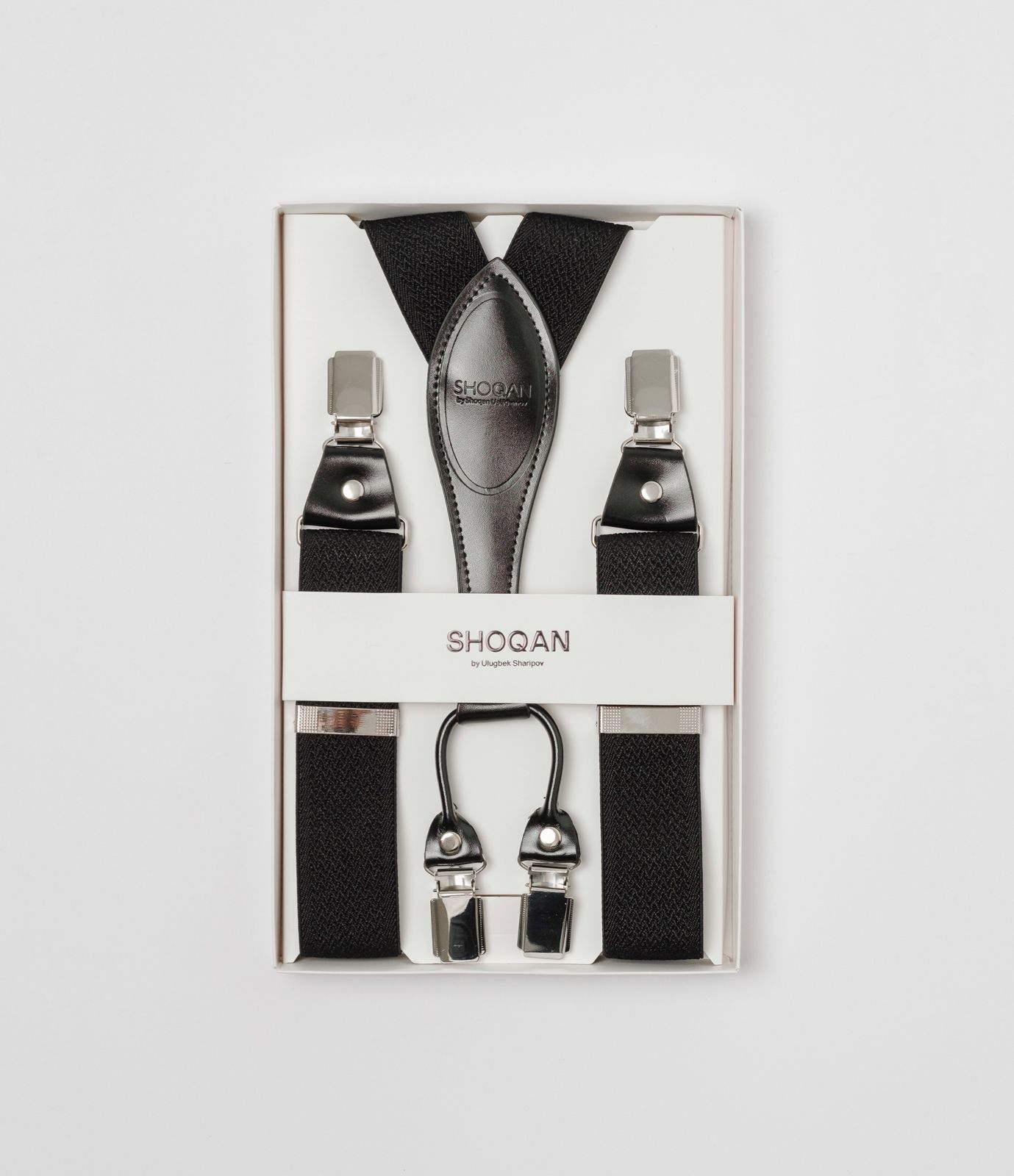 Подтяжки черного цвета