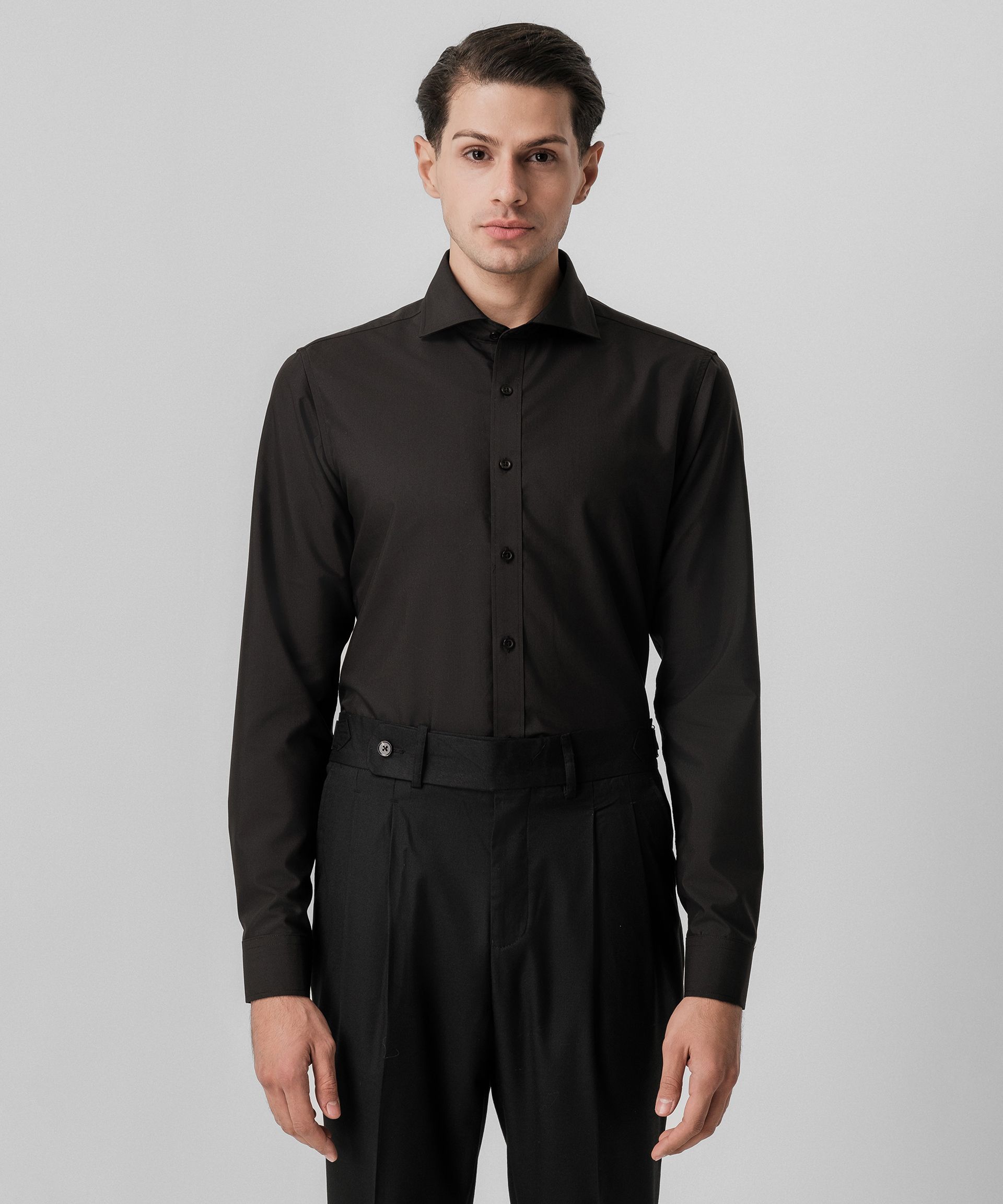 Классическая рубашка черного цвета