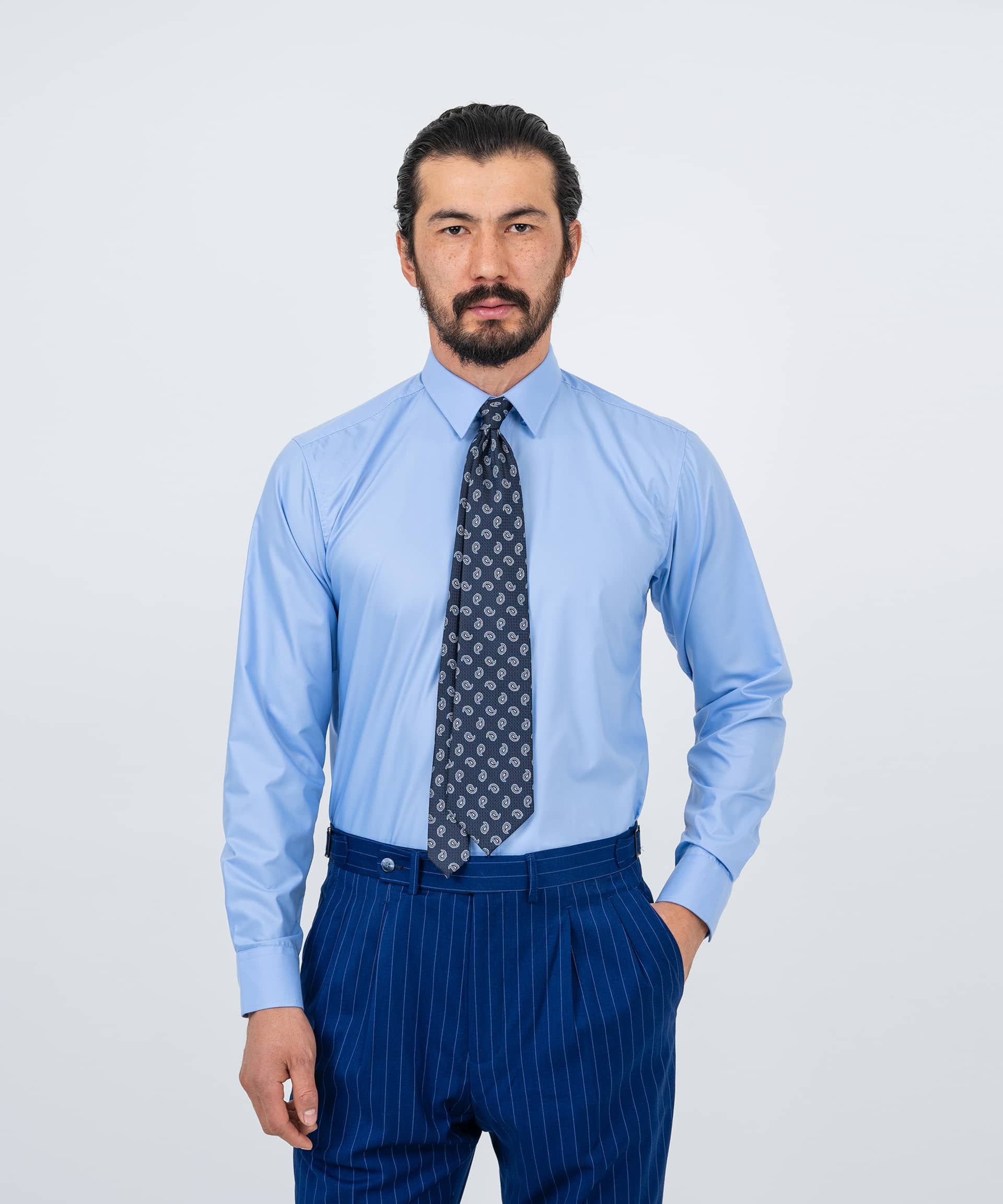 Сорочка голубого цвета