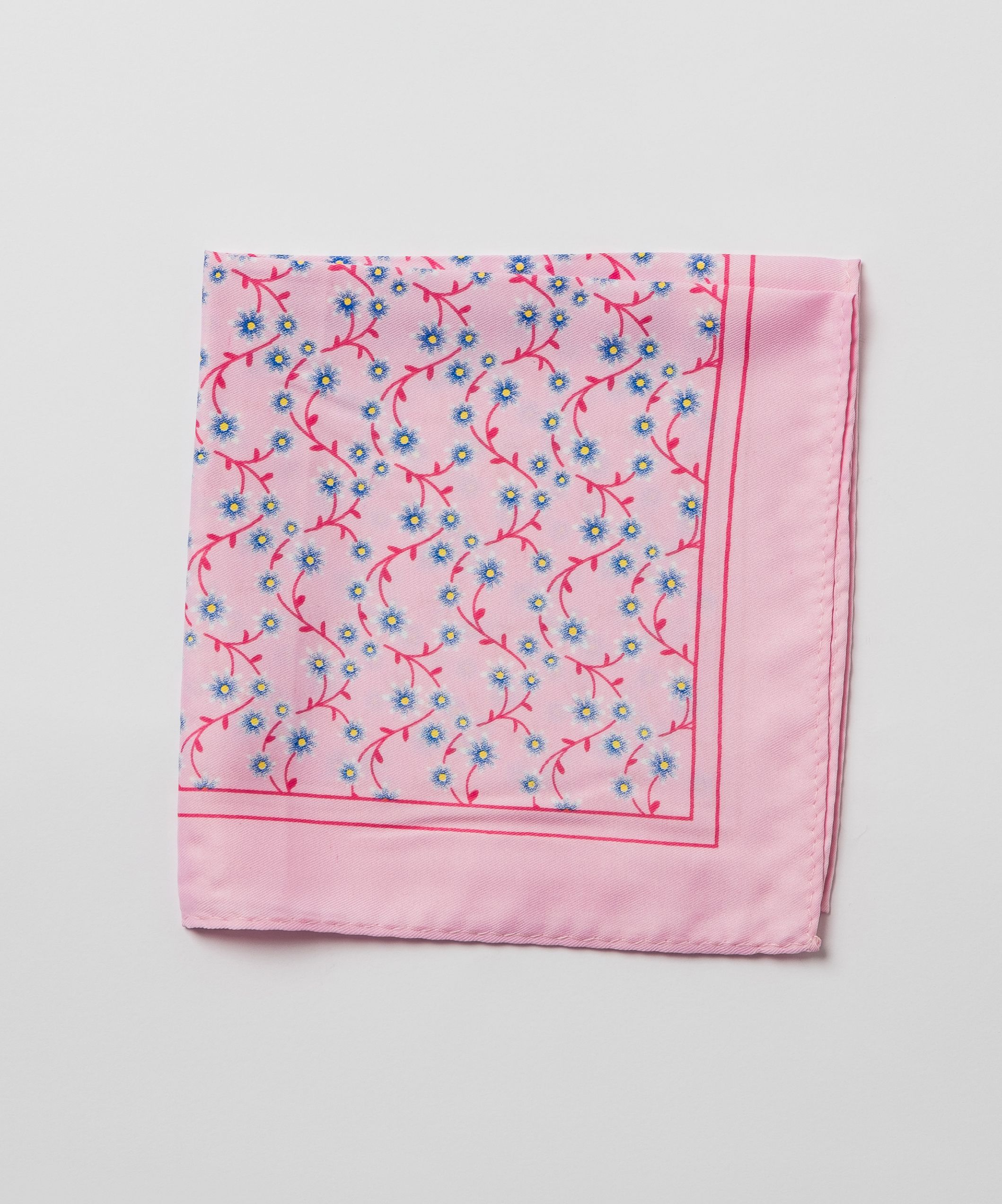 Розовый платок-паше в принт