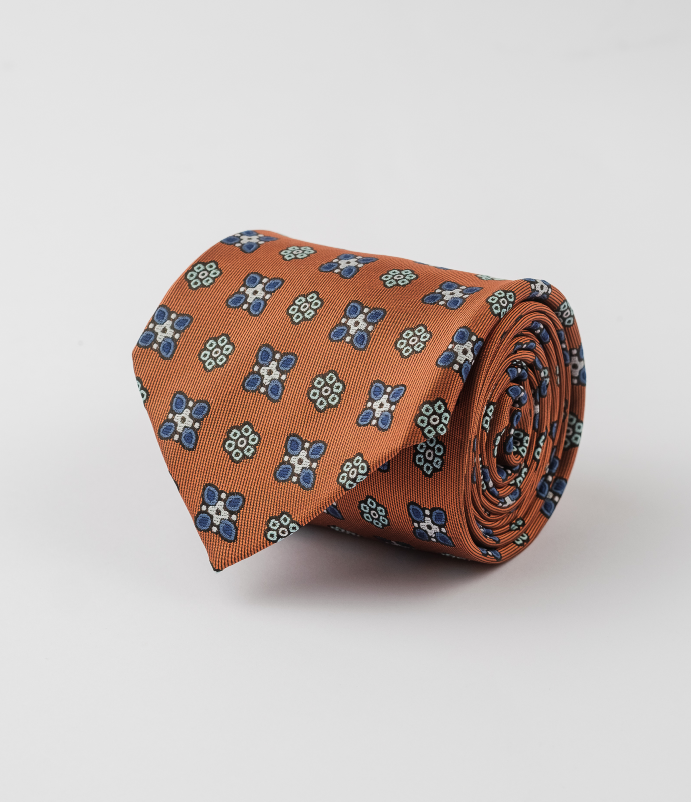 Галстук в оранжевых оттенках