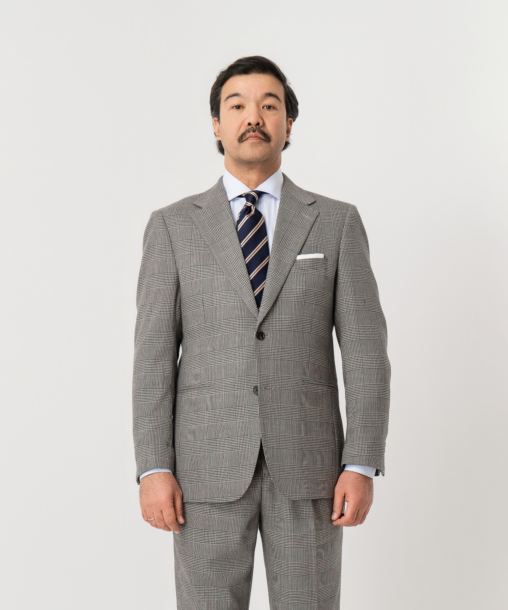 Однобортный костюм в клетку