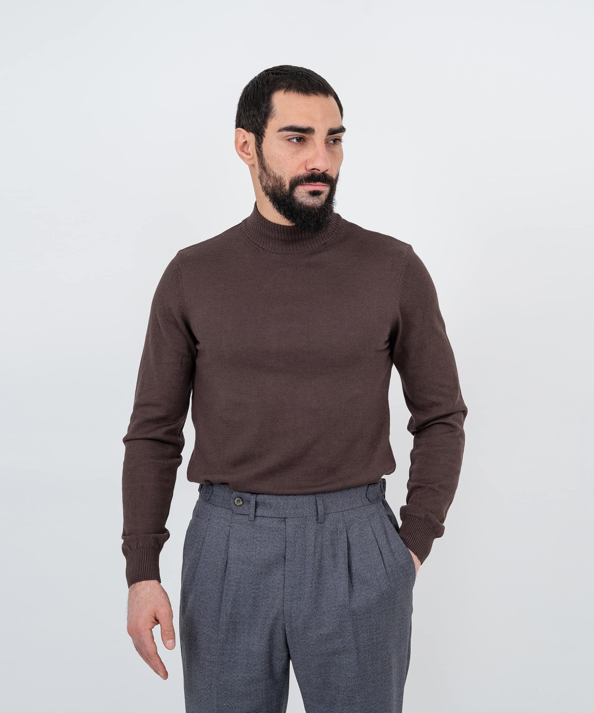 Водолазка кофейного цвета