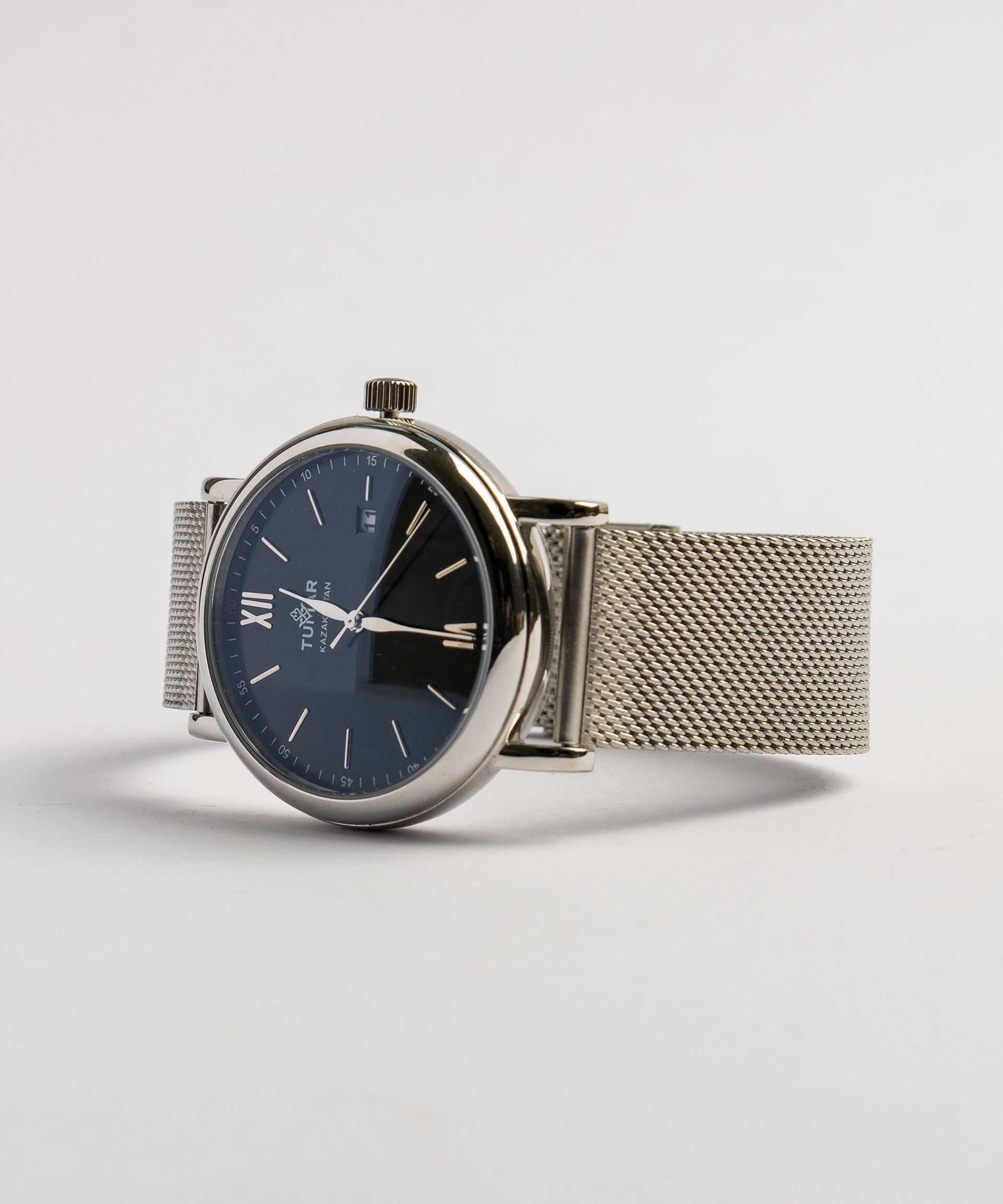 Сияние Серебра: Часы Тумар