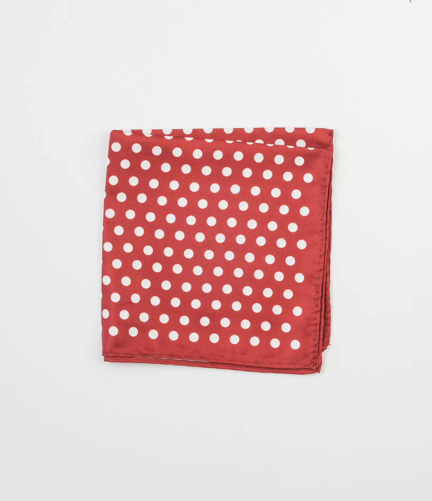 Красный платок в горох