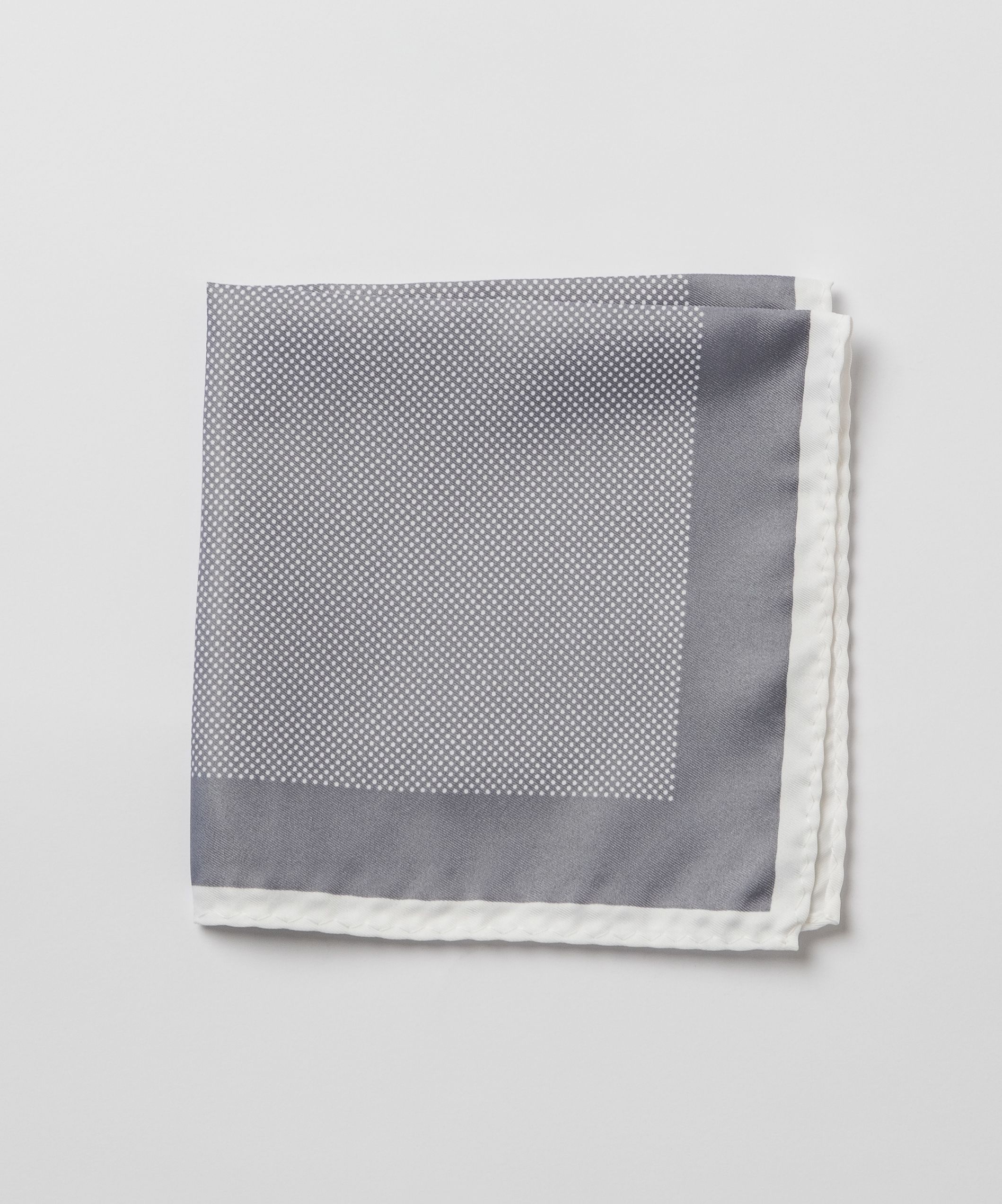 Серый платок-паше в точки