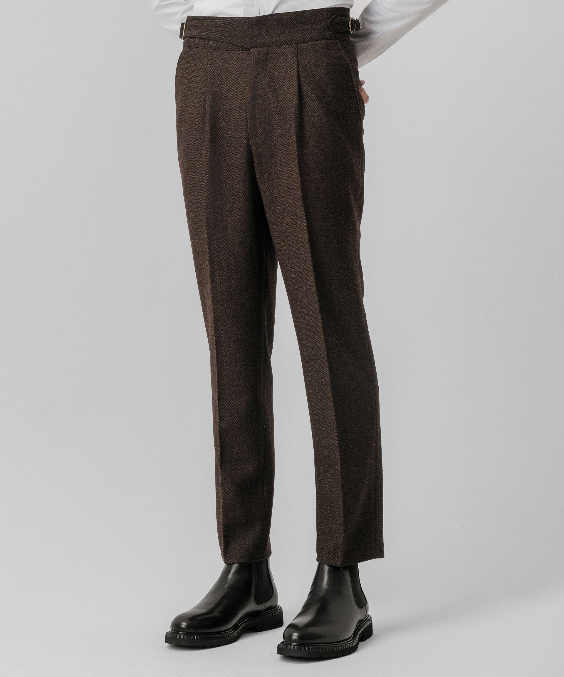 Брюки в коричневом оттенке